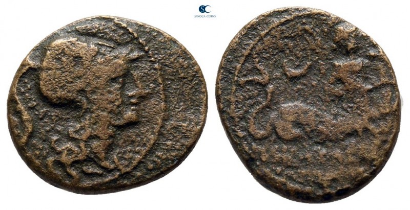 Lucania. Herakleia circa 300-0 BC. 
Bronze Æ

14 mm., 1,69 g.



nearly v...