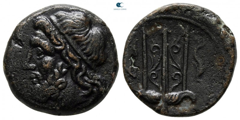 Sicily. Syracuse. Hieron II 275-215 BC. 
Bronze Æ

18 mm., 6,22 g.



nea...