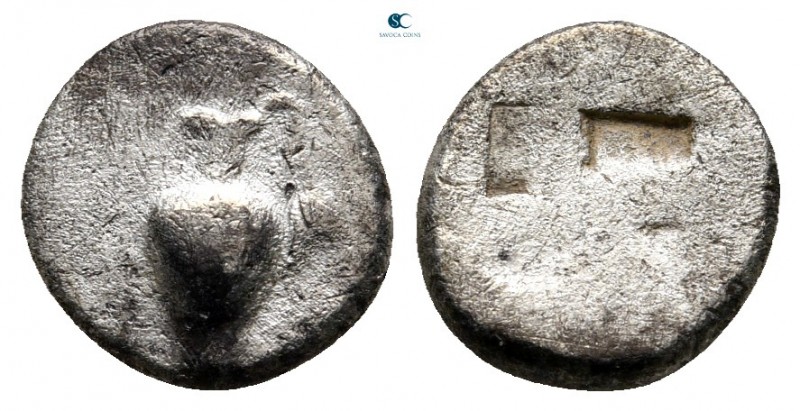 Macedon. Terone circa 490-480 BC. 
1/12 Stater AR

11 mm., 1,36 g.



nea...