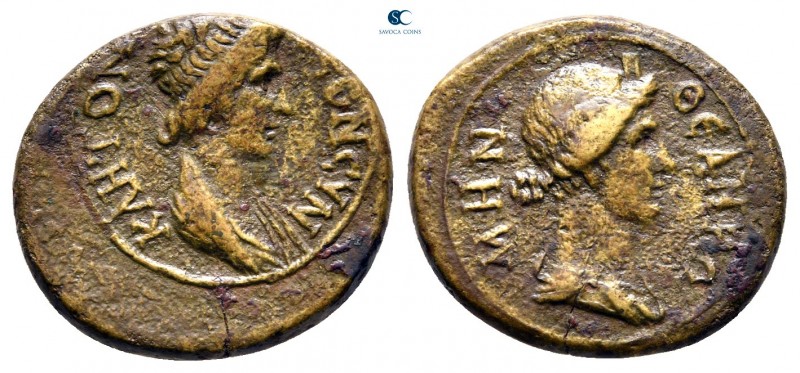 Mysia. Pergamon. Pseudo-autonomous issue circa AD 40-60. 
Bronze Æ

19 mm., 2...
