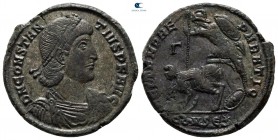 Constantius II AD 337-361. Constantinople. Centenionalis Æ