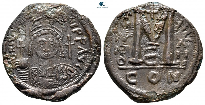 Justinian I AD 527-565. Constantinople
Follis Æ

34 mm., 17,45 g.



very...