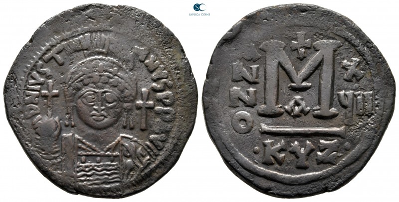 Justinian I AD 527-565. Cyzicus
Follis Æ

37 mm., 20,44 g.



very fine
