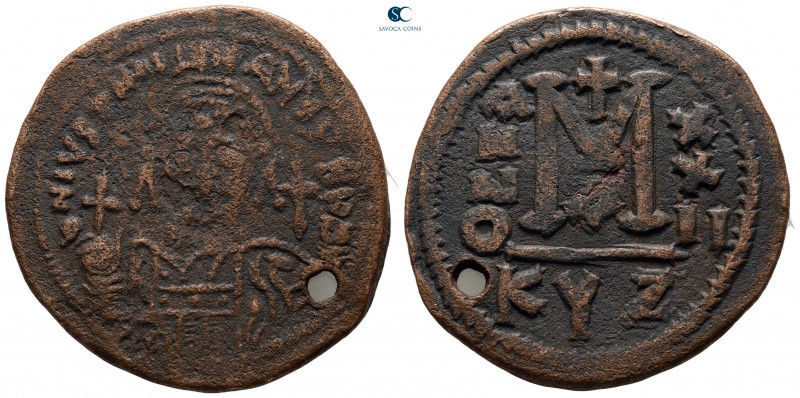 Justinian I AD 527-565. Cyzicus
Follis Æ

36 mm., 18,58 g.



nearly very...