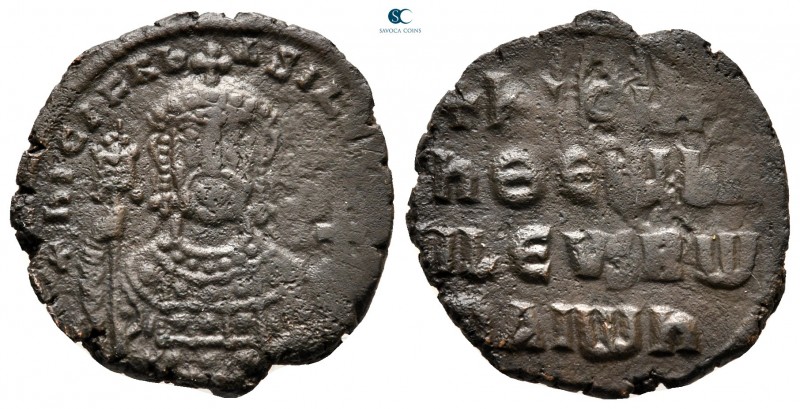 Nicephorus II Phocas. AD 963-969. Constantinople
Follis Æ

24 mm., 5,79 g.
...