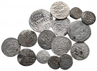 Lot of ca. 17 islamic silver coins / SOLD AS SEEN, NO RETURN!very fine