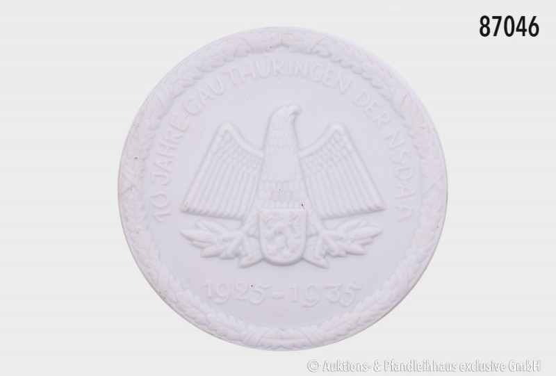 Drittes Reich, einseitige Porzellanmedaille 1935, auf das 10-jährige Bestehen de...