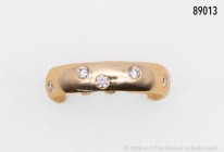 Damenring, Fa. Niessing, Traces of Love, 750er Gold, F11984, mit 10 Punktdiamanten im Brillantschliff. 6,39 g, Ringgröße 53.