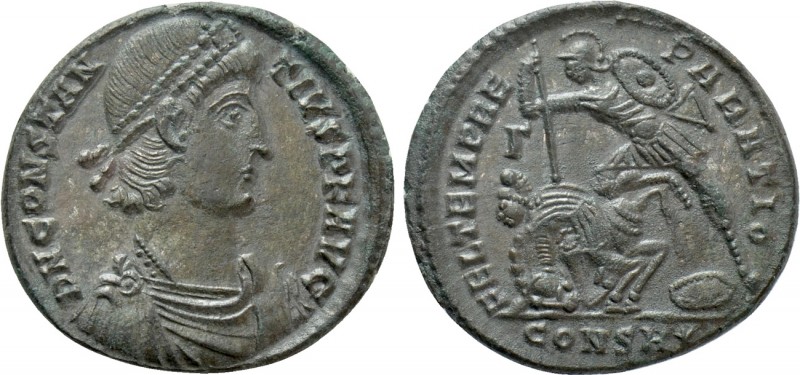 CONSTANTIUS II (337-361). Ae. Constantinople. 

Obv: D N CONSTANTIVS P F AVG. ...