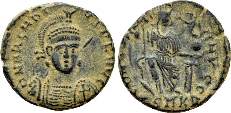 ARCADIUS (383-408). Follis. Kyzikos. 

Obv: D N ARCADIVS P F AVG. 
Diademed, ...