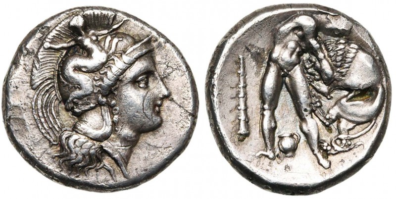 LUCANIE, HERACLEE, AR statère, vers 350 av. J.-C. D/ T. casquée d''Athéna à d., ...