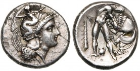 LUCANIE, HERACLEE, AR statère, vers 350 av. J.-C. D/ T. casquée d''Athéna à d., le casque orné de Scylla. R/ Héraclès luttant contre le lion de Némée....