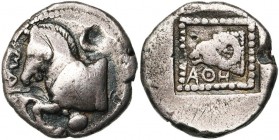 THRACE, MARONEE, AR drachme, 495-448 av. J.-C. D/ MAP Protome de cheval à g. Au-dessus et en dessous, globule. R/ AΘH T. de bélier à g. dans un carré ...