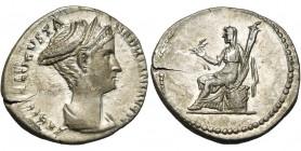 SABINE (†136), AR denier, Rome. D/ SABINA AVGVSTA - HADRIANI AVG PP B. diad., dr. à d., les cheveux relevés en chignon. R/ Cérès assise sur un panier ...