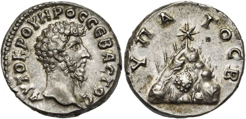 CAPPADOCE, CESAREE, Lucius Verus (161-169), AR didrachme, 165. D/ T. nue à d. R/...