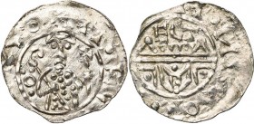 NEDERLAND, UTRECHT, Bisdom, Willem van Pont (1054-1076), AR denarius. Vz/ Bisschop met kruisscepter en kromstaf van voren. Links, drie punten rond een...