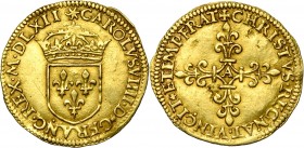 FRANCE, Royaume, Charles IX (1560-1574), AV écu d''or au soleil, 1562A, Paris. D/ Ecu de France couronné, sous un soleil. R/ Croix fleurdelisée. Dupl....