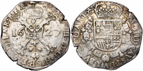 ARTOIS, Comté, Philippe IV (1621-1640), AR patagon, 1627, Arras. D/ Croix de Bourgogne sous une couronne, portant le bijou de la Toison d''or. R/ Ecu ...