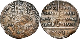 MAASTRICHT, belegerd door Alexander Farnese, Cu 16 stuiver, emissie juni 1579. Vz/ Gehelmd stadswapen. Kz/ Hand met opgeheven zwaard tussen TRA-IEC/ A...