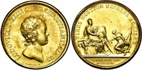 FRANCE, AE doré médaille, 1646, Mauger. Prise de Dunkerque par le duc d''Enghien. D/ T. enfantine de Louis XIV à d. R/ VIRES HOSTIVM NAVALES ACCISAE U...