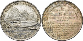 CHILI, AE argenté médaille, 1871, Bryant. Chemin de fer d''Iquique à la Noria. D/ Train à d. entrant dans une courbe reliant des quais à un massif mon...