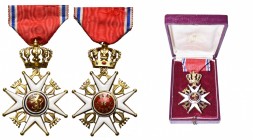 NORVEGE, Ordre de Saint-Olaf, croix de chevalier de 1e classe en or, classe civile, type III (depuis 1937). Ecrin Tostrup (Oslo), dans son emballage c...
