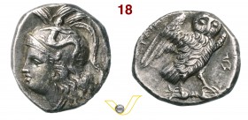 CALABRIA - Tarentum (280-272 a.C.) Dracma. D/ Testa elmata di Athena R/ Civetta su fulmine. Vlasto 1068 SNG ANS 1317 Ag g 3,15 • Ex Rauch, asta 87 del...
