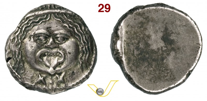 ETRURIA - Populonia (III Sec. a.C.) 20 Assi. D/ Testa frontale della Gorgone e s...