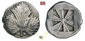 SICILIA - Selinunte (540-510 a.C.) Didracma. D/ Foglia di selino R/ Quadrato incuso diviso in 12 sezioni. Gulbelkian 242 SNG ANS 667 Ag g 8,76 • Ex Ba...