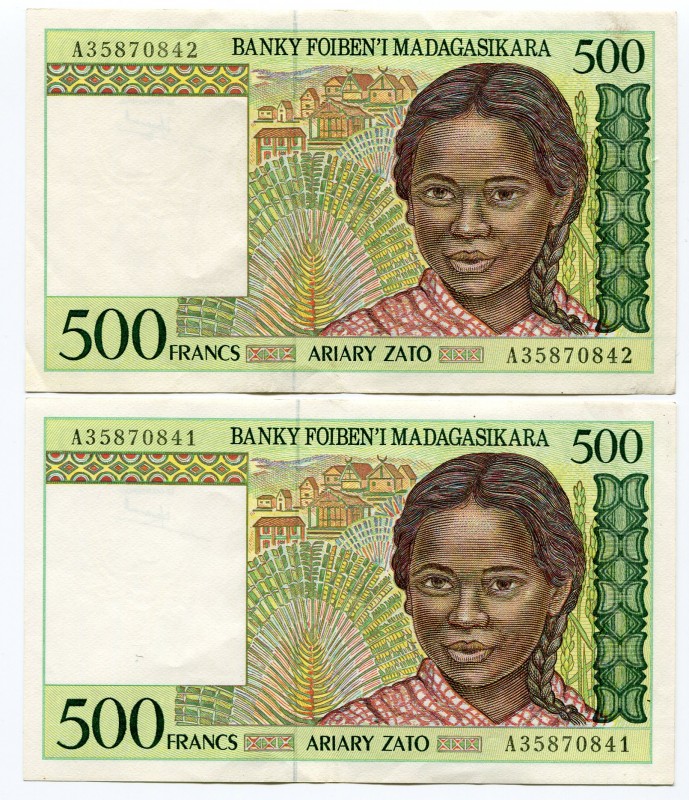 Madagascar 2 Concesutive 500 Francs 1994
P# 75; EF