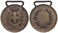 SAVOIA - Vittorio Emanuele III (1900-1943) - Medaglia - Al Valore Militare - Stemma Sabaudo, attorno scritta - R/ Rami di quercia Ø: 34 mm. - AE Colpe...