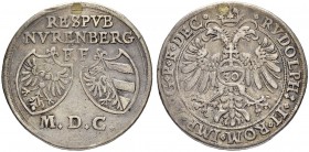 DEUTSCHLAND
Sammlung von Münzen und Medaillen der Stadt Nürnberg aus altem Privatbeitz
1/2 Reichsguldiner 1600. 11.92 g. Kellner 159. Slg. Erlanger ...