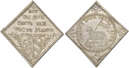 DEUTSCHLAND
Sammlung von Münzen und Medaillen der Stadt Nürnberg aus altem Privatbeitz
3 Dukaten 1648. Klippe, Silberabschlag. 5 Zeilen Schrift mit ...