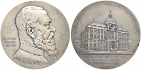 DEUTSCHLAND
Sammlung von Münzen und Medaillen der Stadt Nürnberg aus altem Privatbeitz
Silbermedaille 1897. Auf die Eröffnung des Gewerbemuseums. St...