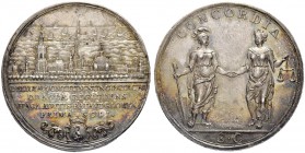 NIEDERLANDE
Historische Medaillen
Silbermedaille o. J. (ca. 1786). Stempel von J. Drappentier. Stadtansicht von Den Haag, im Hintergrund Scheveninge...