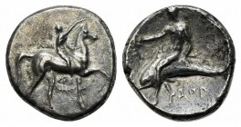 Southern Apulia, Tarentum, Nomos, ca. 302-280 BC. AR (g 7,14; mm 20; h 1). Youth on horseback r., crowning horse; AΓΩ to l., KPAT/INOΣ below; Rv. Phal...