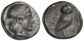 Northern Lucania, Velia, Drachm, ca. 465-440 BC; AR (g 3,99; mm 15; h 5); Head of nymph r. Rv. YEΛH; Owl standing r. on olive branch. HNItaly 1265; SN...