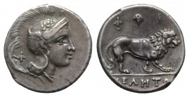 Northern Lucania, Velia, Didrachm, ca. 300-280 BC; AR (g 7,49; mm 21; h 12). Philistion Group. Head of Athena r., wearing crested and winged Attic hel...