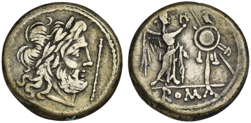 Staff series, Victoriatus, Rome, 206-195 BC. AR (g 2,93; mm 16; h 10). Laureate ...