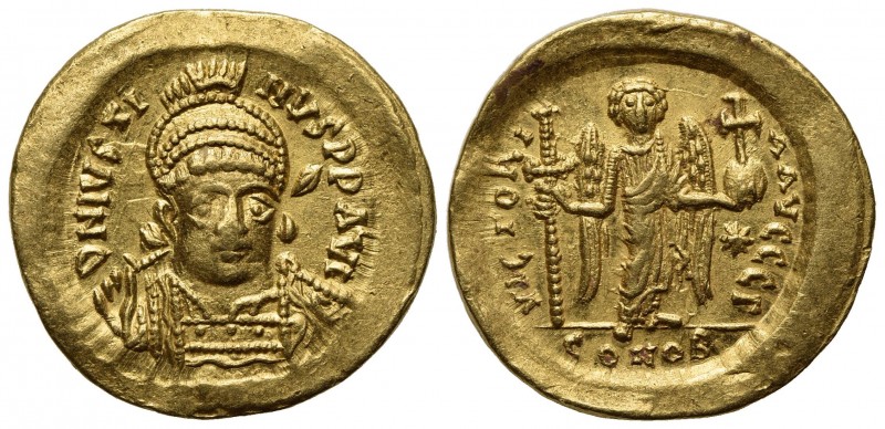 Justin I (518-527); AV Solidus (g 4,50; mm 21; h 6); Constantinople, 519-527. He...