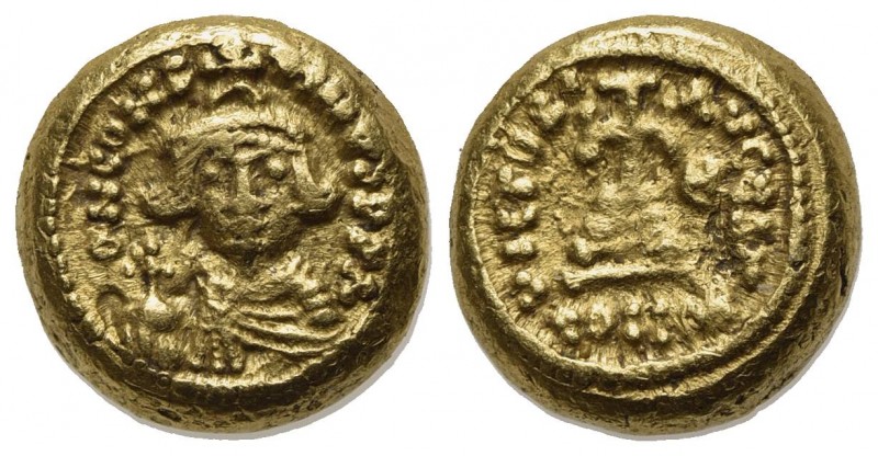 Constans II (641-668); AV Solidus (g 4,59; mm 11; h 6). Carthage, year 6 (647/8)...