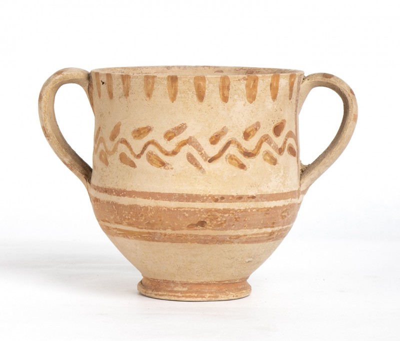 Messapian Cup-Skyphos, 4th - 3rd century BC; height cm 11, diam. cm 10; Characte...