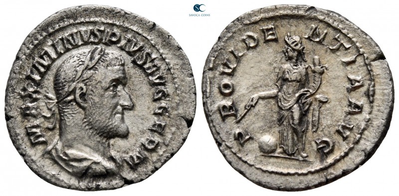 Maximinus I Thrax AD 235-238. Rome
Denarius AR

20 mm, 2,57 g

MAXIMINVS PI...