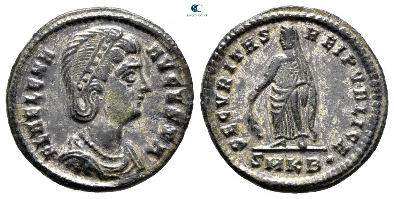 Helena, mother of Constantine I AD 328-329. Cyzicus
Nummus Æ

20 mm, 2,71 g
...