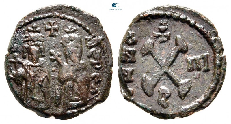 Phocas, with Leontia AD 602-610. Dated RY 3 (AD 604/5). Theoupolis (Antioch)
De...