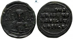 Anonymou. Time of Basil II and Constantine VIII AD 976-1065. Constantinople. Nummus Æ