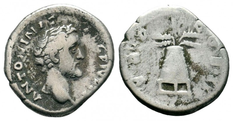 Antoninus Pius, 138-161. Denarius 

Weight: 2,82 gr
Diameter: 17,65 mm