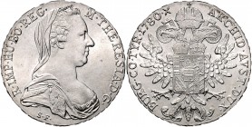 Maria Theresia 1740 - 1780 Taler 1780 S.F. Bombay Perlen im Diadem oval, nur 2 Schwanzfedern Hafner 64 28,20g stgl