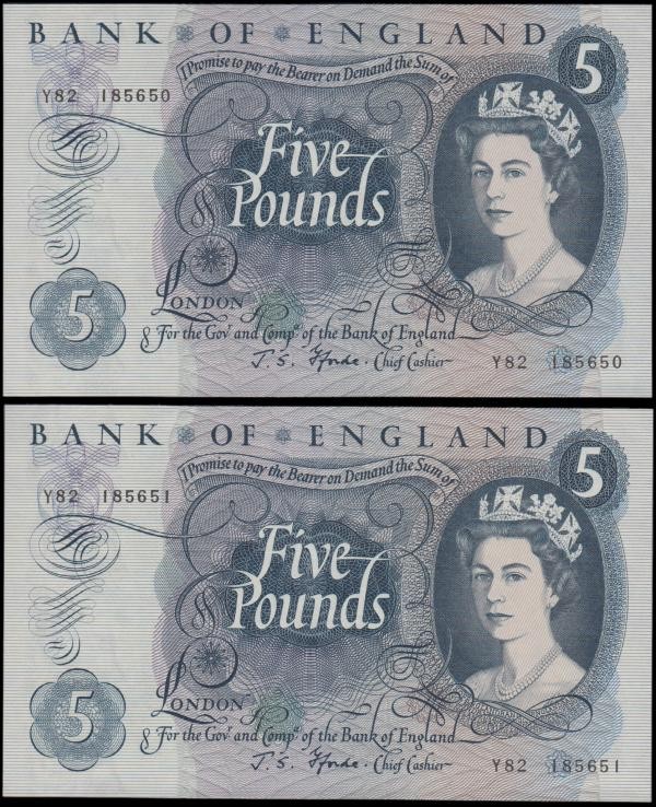 Five Pounds Fforde QE2 portrait & seated child Britannia B312 issue 1967 (2) a c...