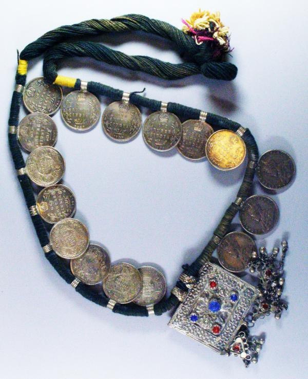 Ceremonial Gurkha belt with Decorative Buckle and India One Rupee (16) attached ...